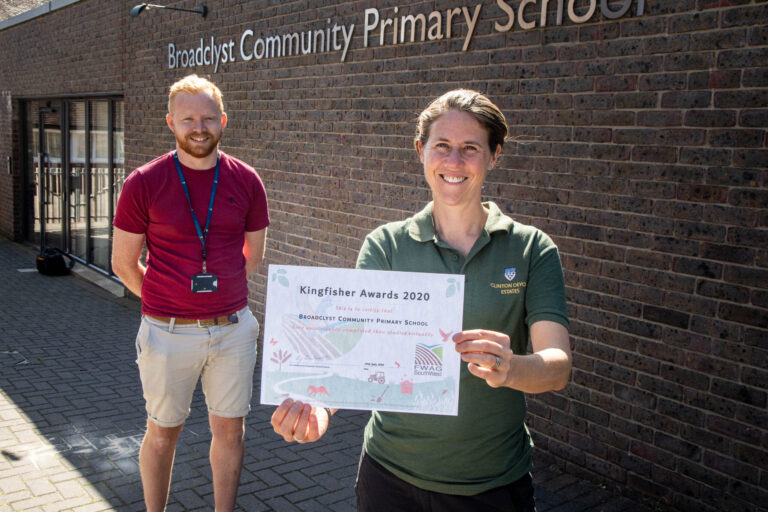Tech savvy Devon primary school takes pupils on virtual farm field trips for annual Kingfisher Award